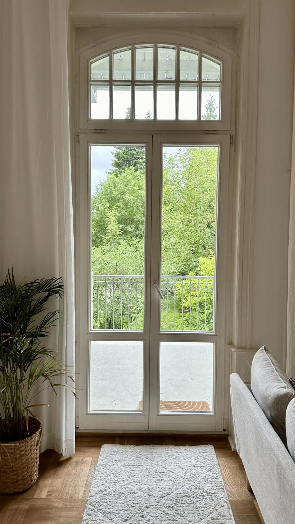 Apartment Frauenapartment Schoenes Mit Balkon Am Bergpark Wilhelmshoehe *